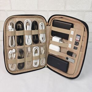 BAGSMART Cord Organizer Travel Tech Case Black Quilted Cable Storage NWT